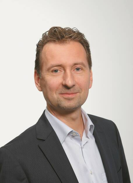 LexisNexis: Compliance Praxis Survey 2021 - Wie entwickelt sich der Wachstumsmarkt Compliance? Anlassfälle sind nicht mehr so oft Ausgangspunkt des Compliance-Programms, sondern das Commitment des Managements, im Bild:  Paul Kampusch, Director Content Management LexisNexis; Credit: Hans Ringhofer, © Aussender (19.04.2021) 