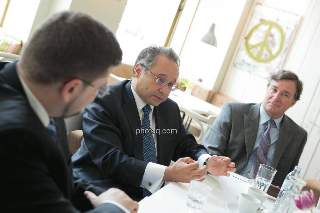 Lenic M. Rodriguez (CEO Aurcana), Gary Lindsey (Corporate Relations Aurcana), © Martina Draper (15.12.2012) 