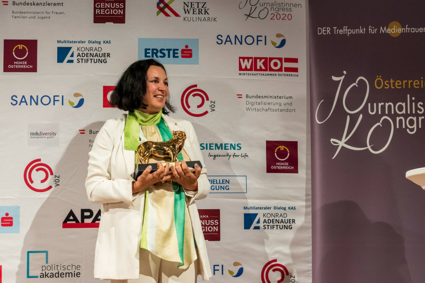 Journalistinnenkongress: Petra Stuiber (Standard) ist Goldene MedienLÖWIN 2020, Fotocredit:APA-Fotoservice/Jacqueline Godan