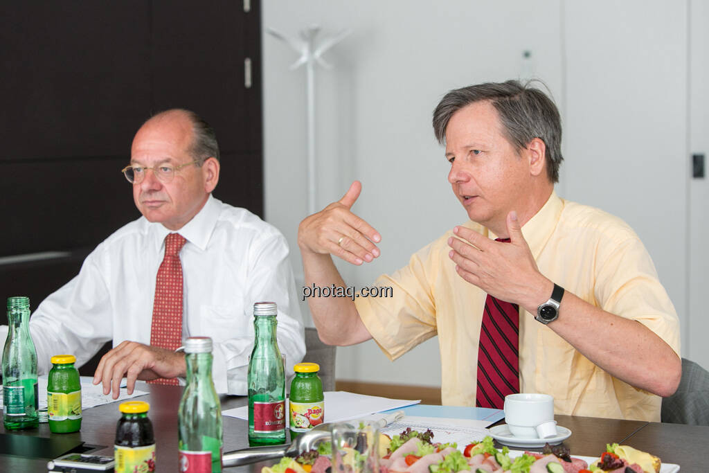 Michael Spiss (RCB), Michael Spiss (RCB), Heinrich Traumüller (Büro des Kapitalmarktbeauftragten, BMF), © finanzmarktfoto.at/Martina Draper (06.08.2013) 