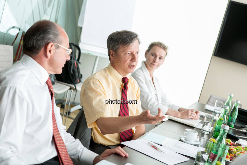 Michael Spiss (RCB), Heinrich Traumüller (Büro des Kapitalmarktbeauftragten, BMF), Andrea Pelinka-Kinz (RCB), © finanzmarktfoto.at/Martina Draper (06.08.2013) 