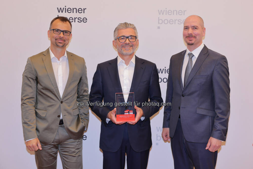 voestalpine: Peter Felsbach (Communication), CEO Herbert Eibensteiner, IRO Peter Fleischer, - Wiener Börse Preis 2021 (22.06.2021) 