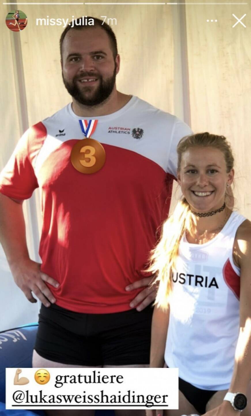 Lukas Weisshaidinger Julia Mayer  
Von: https://www.instagram.com/p/CGw8NkmFWLv/ (Julia Mayer, L&auml;uferin http://www.juliamayer.at/ http://www.sportgeschichte.at)
