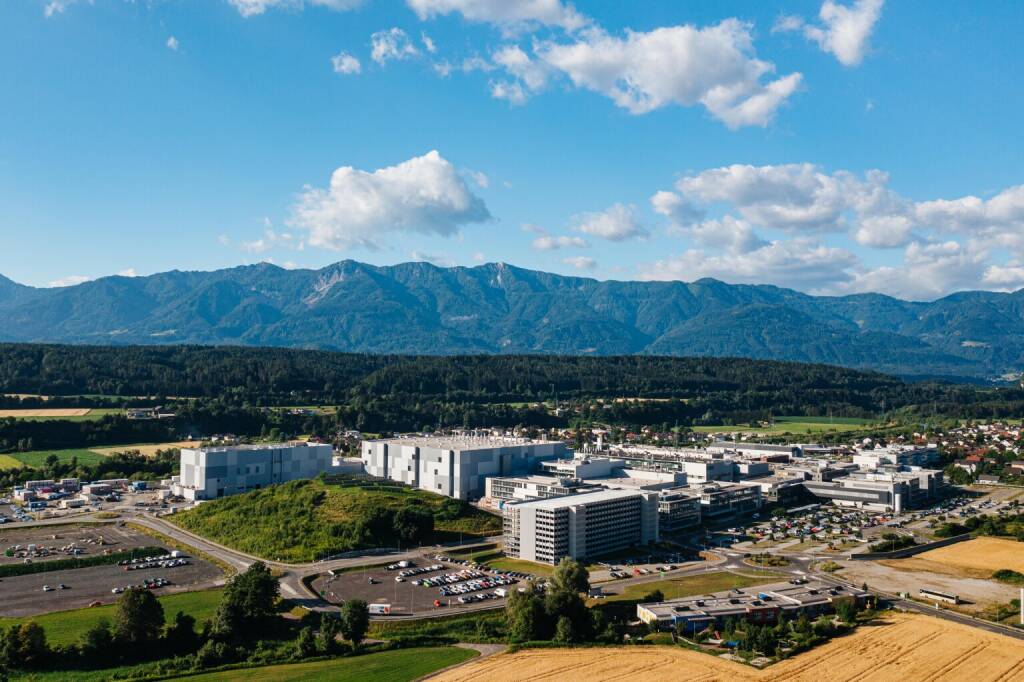 Der Infineon-Standort Villach, Österreich, mit der neuen High-Tech-Chipfabrik; Credit: Infineon, © Aussender (17.09.2021) 
