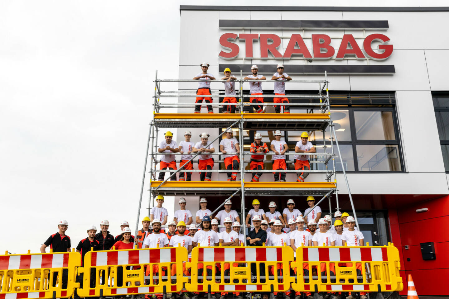 Strabag eröffnet nach nur einem Jahr Bauzeit eine neue Ausbildungsstätte, in der künftig jährlich rd. 250 Lehrlinge aus ganz Österreich ausgebildet werden; Credit: Strabag