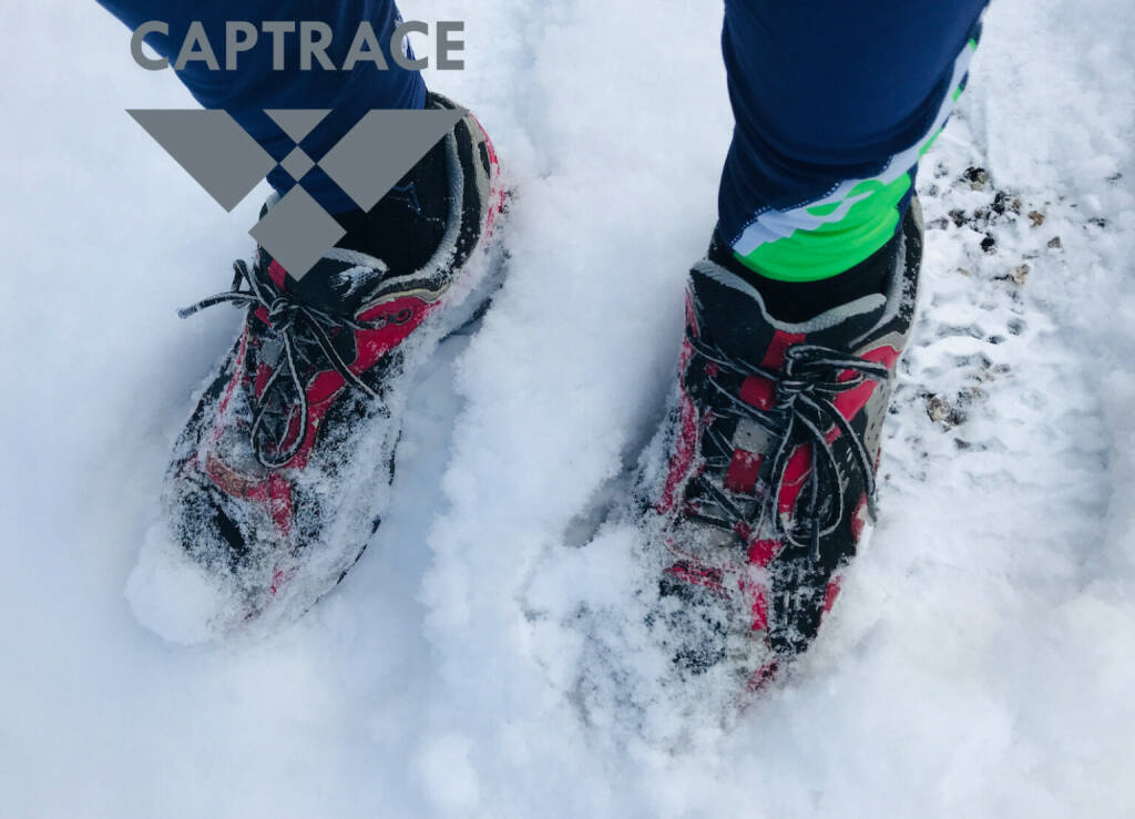 Lauf 10: 10 Kilometer presented by Captrace (Danke; gesamt 123 nun). Der Blog zum Samstags-Lauf im Schnee: https://runplugged.com/2021/11/29/von_113_auf_123_presented_by_captrace_christian_drastil_via_runplugged_runkit (29.11.2021) 