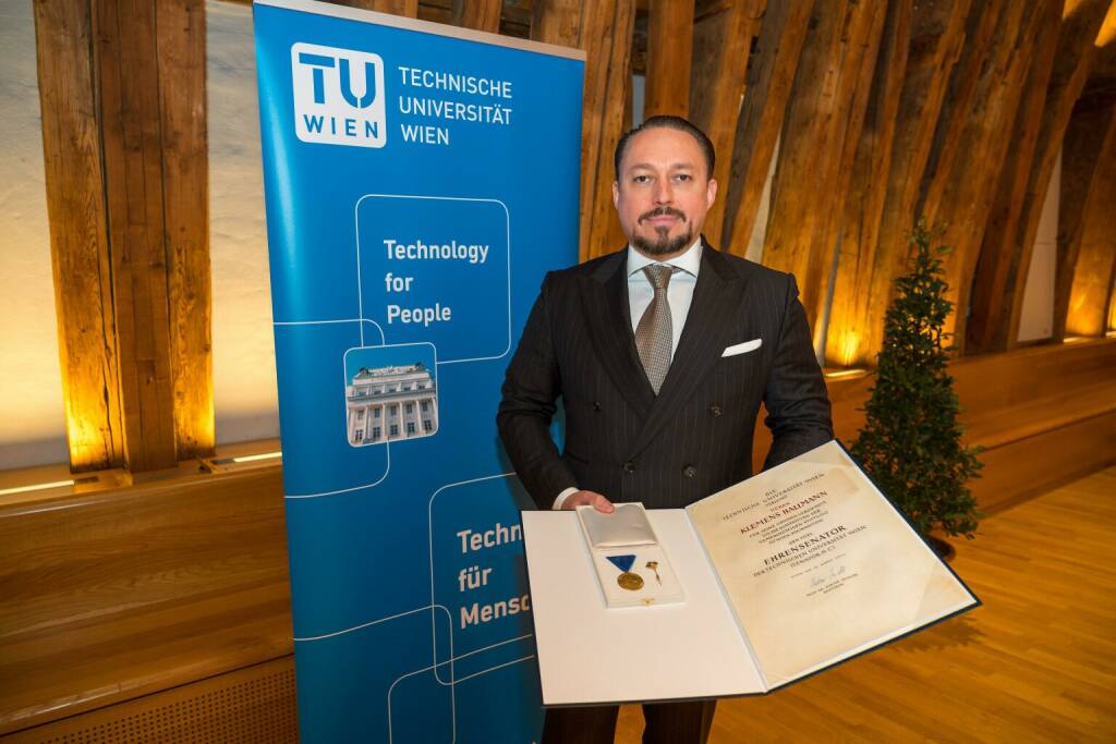 Klemens Hallmann als Ehrensenator der TU Wien ausgezeichnet, Fotocredit:Andreas Tischler / Vienna Press, © Aussendung (16.03.2022) 