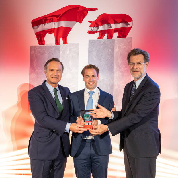 Wiener Börse Preis 2022 - ÖNIX-Nachhaltigkeitspreis: Winkler, Rainer (UBM), Zakostelsky (VÖNIX-Beirat); Credit: Wiener Börse (15.06.2022) 