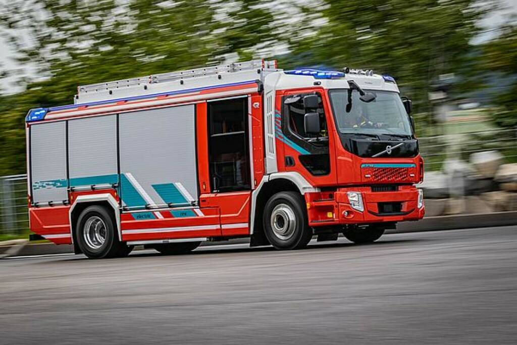 Rosenbauer AT, elektrisch, Credit: Rosenbauer, © Aussender (20.06.2022) 