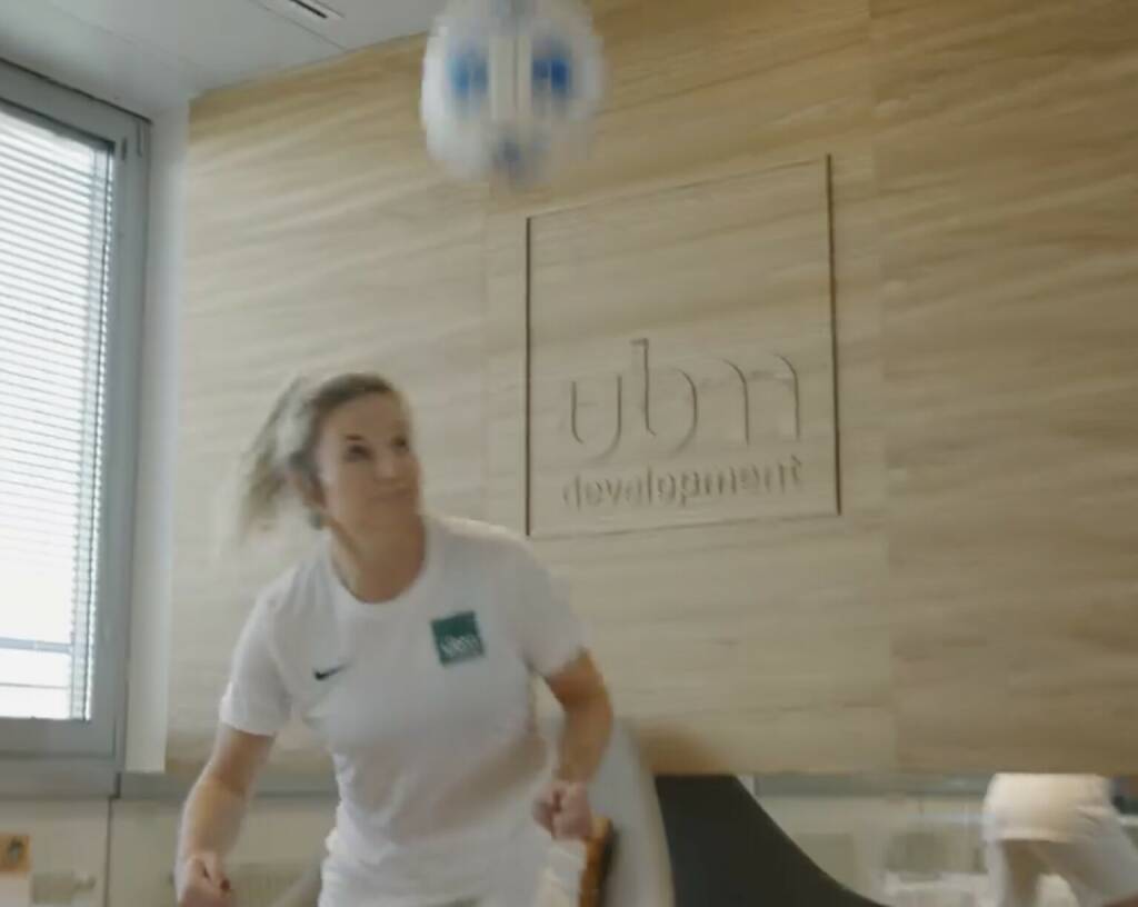 UBM Bürowelten Kick: ÖFB-Damen Jasmin Eder und Niki Kasztner , © Aussendung (23.06.2022) 