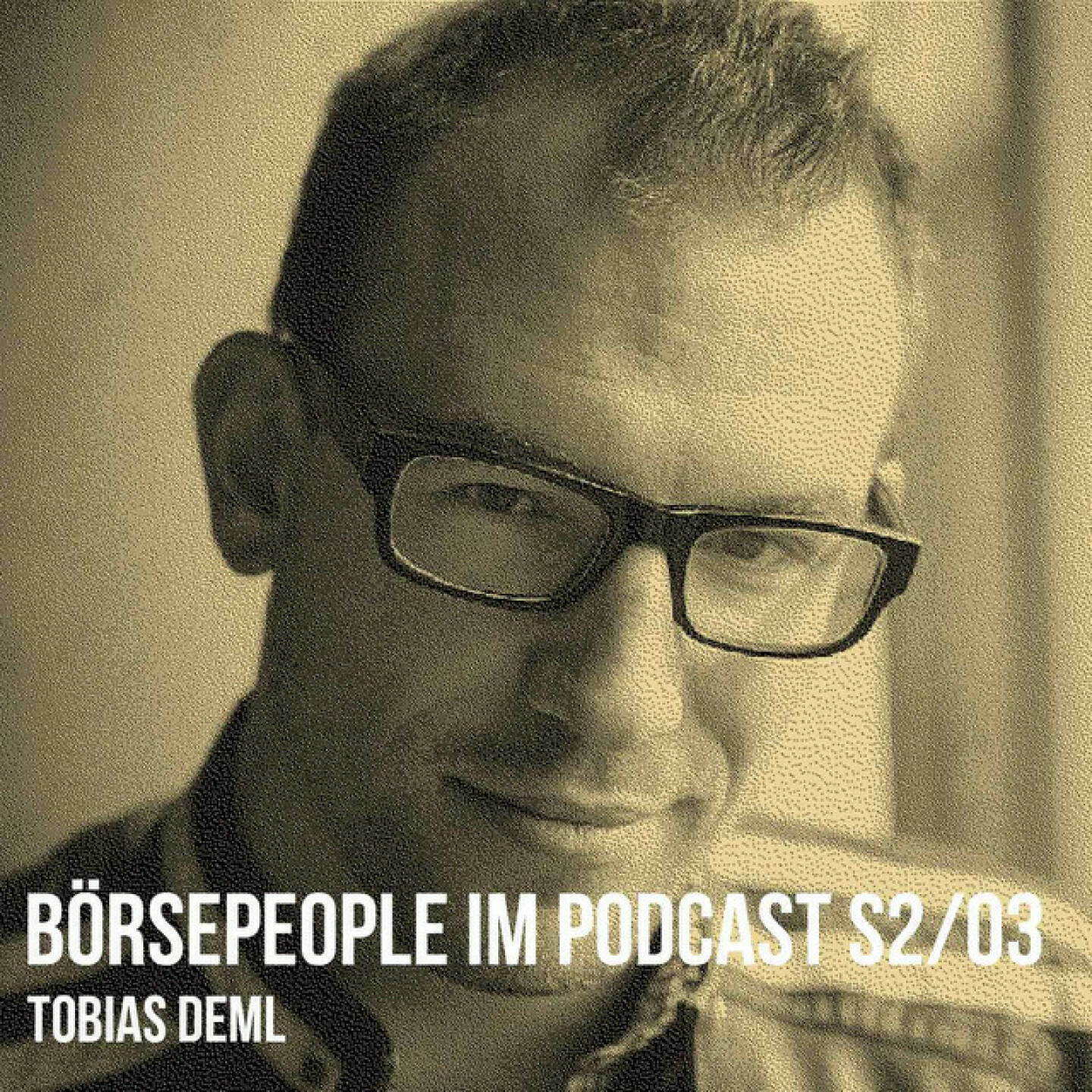 https://open.spotify.com/episode/240pSYYBn5u4oPaxnUF4qY
Börsepeople im Podcast S2/03: Tobias Deml - <p>In Folge S2/02 war Vater Max Deml zu Gast, in Folge S2/03 ist es Sohn Tobias Deml. Tobias ist Regisseur der Miniserie „Gaming Wall Street“, die über HBO („The House of the Dragon“, „Game of Thrones“, „Sopranos“, „The Wire“, „Six Feet Under“) ausgestrahlt wurde und ein grosser Erfolg war. Wir harren dem Start in Europa. Tobias - Künstler, Grafiker und Designer, er lebt in den USA - schaute bei einem Wien-Besuch in meinem Studio vorbei und erzählte, warum er gerade die Story rund um GameStop so spannend gefunden hat, aber trotzdem nicht der Nachfolger seines Vaters in dessen Finanzverlag werden will. Wir reden auch über Social Impact Entertainment und eine Begebenheit in Mexiko. War grosses Kino für mich.</p><br/><p>Prodigium, die Filmfirma von Tobias Deml: <a href=https://prodigium-pictures.com/film-tv-movies-to-move-the-world/ rel=nofollow>https://prodigium-pictures.com/film-tv-movies-to-move-the-world/</a><br/>Trailer HBO-Serie von Tobias: <a href=https://gamingwallstreet.org/ rel=nofollow>https://gamingwallstreet.org/</a><br/>Folge S2/02 mit Max Deml: <a href=https://boersenradio.at/page/podcast/3315/ rel=nofollow>https://boersenradio.at/page/podcast/3315/</a> </p><br/><p>About: Die Serie Börsepeople findet im Rahmen von http://www.christian-drastil.com/podcast statt. Es handelt sich dabei um typische Personality- und Werdegang -Gespräche. Die Season 2 umfasst unter dem Motto „22 Börsepeople“ erneut 22 Podcast-Talks, divers zusammengesetzt. Presenter der Season 2 ist die Baader Bank ( <a href=https://www.baaderbank.de rel=nofollow>https://www.baaderbank.de</a> ).</p><br/><p>Bewertungen bei Apple (oder auch Spotify) machen mir Freude: <a href=https://podcasts.apple.com/at/podcast/christian-drastil-wiener-börse-sport-musik-und-mehr-my-life/id1484919130 rel=nofollow>https://podcasts.apple.com/at/podcast/christian-drastil-wiener-börse-sport-musik-und-mehr-my-life/id1484919130</a> .</p>