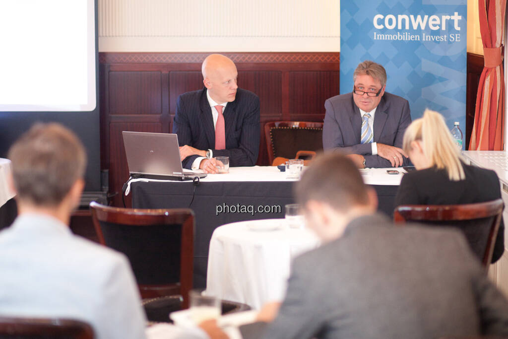 conwert: Johannes Meran (Vorsitzender des Verwaltungsrats), Thomas Doll (Geschäftsführender Direktor), © finanzmarktfoto.at / Michaela Mejta (28.08.2013) 