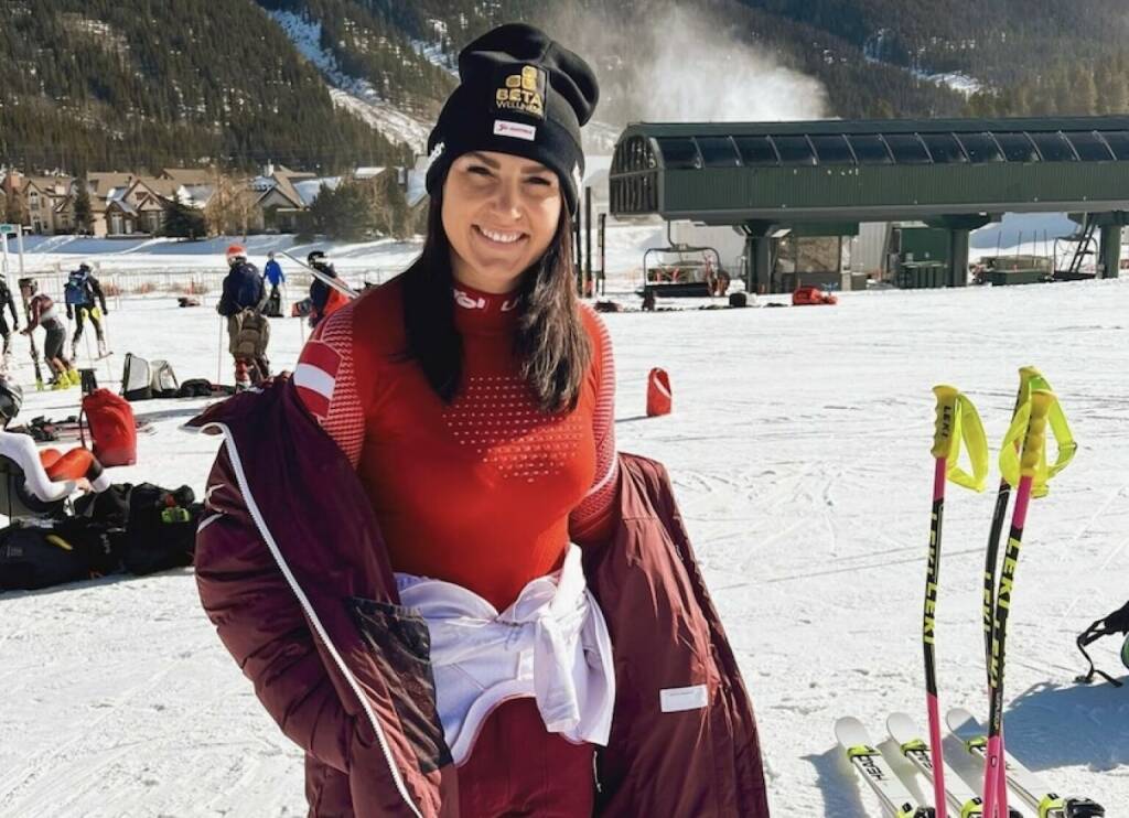 rot-weiss-rot Copper Mountain Stephanie Venier Von: https://www.instagram.com/p/CM9Rl0KMX6p/ (Stephanie Venier, Ski Alpin, http://www.sportgeschichte.at) (23.11.2022) 