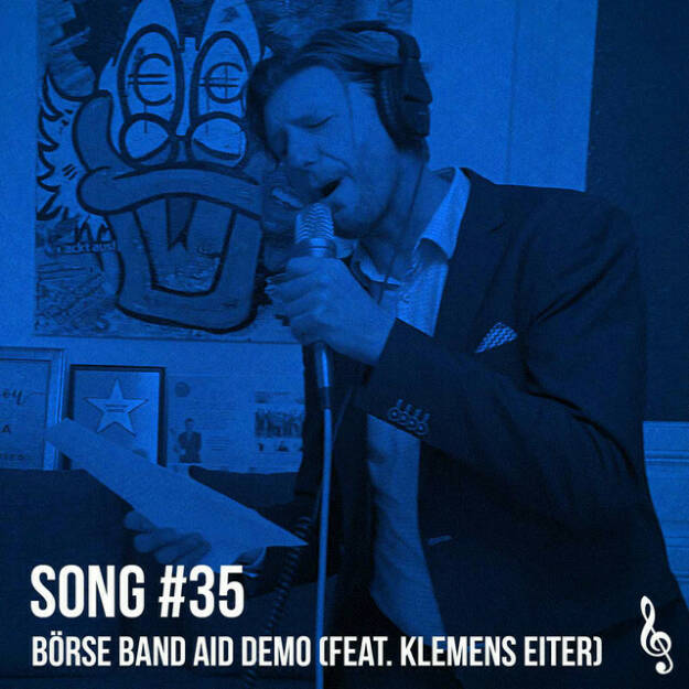 https://open.spotify.com/episode/6cqeyE78vkYdOa3NBdKLlp
#Song 35: Börse Band Aid Demo (feat. Klemens Eiter) - In der 3. Adventwoche hätte eigentlich der 3. selbstkomponierte Weihnachtssong kommen sollen, die Idee ging in Richtung Community-Song. Dann hab ich mich aber doch für &#34;Do they know it&#96;s Christmas Time&#34; entschieden, weil es schnell gehen muss und man diesen Song halt bereits kennt. Porr-CFO Klemens Eiter war schon bei der CIRA-Jahrestagung on stage und im Rahmen eines Börsepeople-Podcasts haben wir vereinbart, dass er gleich den 1. Take singen wird, in den man hier reinhören kann. Ich ergänze in der Strophe mit einem neuen TC Helicon Effektgerät eine Phrase, die ich unbedingt singen wollte, die aber recht peinlich wurde  Dann wieder viel Klemens, zum Schluss gibt es die zweite Stimme von mir dazu. Danke an Andrea Pramböck, Christine Helmel, Diana Neumüller-Klein und Klaus della Torre, dass ihr ebenfalls &#34;Spur für Spur&#34; verstärken werdet und auch Sebastian Leben werde ich noch um eine Rap-Spende bitten. Beim Finalmix wird mir mein Kumpel Michi helfen. Die Demoversion geht jetzt mal mit dem halben Song live, damit die Sänger:innen ein Gefühl bekommen können , in welche Richtung es geht. Finalversion noch vor Weihnachten.  <br/>- Song zum 1. Adventsonntag war Christmas Time Forever 2022: https://audio-cd.at/page/podcast/3642<br/>- Song zum 2. Adventsonntag war Today it is Christmas: https://audio-cd.at/page/playlist/2859<br/>- Unser Weihnachtslied mit Video im CIRA-Adventkalender mit 170 Hauptdarsteller:innen: https://youtu.be/U32gJ7_WUV0<br/>- Klemens Eiter ab 9. Dezember unter http://www.audio-cd.at/people <br/>Playlist mit ein paar unserer Songs: https://open.spotify.com/playlist/63tRnVh3aIOlhrdUKvb4P<br/>Bewertungen bei Apple machen uns Freude: https://podcasts.apple.com/at/podcast/christian-drastil-wiener-börse-sport-musik-und-mehr-my -life/id1484919130  . (08.12.2022) 