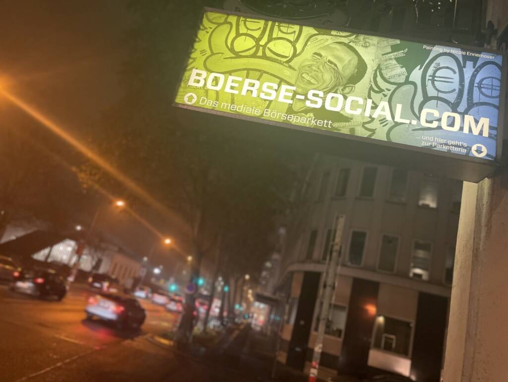 Yes Börse Social at night Traffic, © <a href=