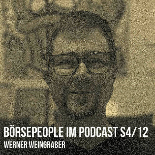 https://open.spotify.com/episode/3t7SgeUttoSIgcrjCbRUju
Börsepeople im Podcast S4/12: Werner Weingraber - <p>Werner Weingraber ist über TeleTrader in die Börsewelt gekommen,  war dann mehr als ein Jahrzehnt als Kapitalmarktexperte bei der RBI tätig und lebt jetzt seine Leidenschaft in einem Impact-Unternehmen für die Immobilienwirtschaft. Weil sein Vater Schulbuchautor war, hat sich Werner sehr früh mit Wirtschaftsthemen auseinandergesetzt, bei TeleTrader war er Country Head für Österreich und tauchte tief in die grosse Datenwelt ein (wir lassen Christian Baha und Roland Meier grüssen), bei der RBI ging es als Department Head Capital Markets und und Investment Banking ebenfalls um die Schnittmenge Daten und Börse (wir lassen Peter Brezinschek grüssen und haben eine Anekdote zu Herbert Stepic) sowie um Werners Steckenpferd Green Finance. Wir sprechen über sein Unternehmen DTP und die aktuelle Aufgabe als Österreich-Head bei Madaster, der Impact-Player will durch Erfassung bzw. Dokumentation von Bauteilen und Materialien diese im Sinne der Kreislaufwirtschaft immer wieder aufs Neue verwendet wissen. Ach ja: Werner war stets stark in der Hochschülerschaft engagiert und da lassen wir auch noch Harald Mahrer grüssen.<br/><br/><a href=https://madaster.at target=_blank>https://madaster.at</a><br/><br/>About: Die Serie Börsepeople findet im Rahmen von <a href=http://www.christian-drastil.com/podcast target=_blank>http://www.christian-drastil.com/podcast</a> statt. Es handelt sich dabei um typische Personality- und Werdegang-Gespräche. Die Season 4 umfasst unter dem Motto „23 Börsepeople“ erstmals statt 23 bisher 22 Podcast-Talks, weil der Grossteil 2023 gesendet wird., Presenter der Season 4 ist wieder die Management-Factory. Welcher der meistgehörte Börsepeople Podcast ist, sieht man unter <a href=http://www.audio-cd.at/people target=_blank>http://www.audio-cd.at/people.</a> Nach den ersten drei Seasons führte Thomas Tschol und gewann dafür einen Number One Award für 2022. Der Zwischenstand des laufenden Rankings ist tagesaktuell um 12 Uhr aktualisiert.<br/><br/>Bewertungen bei Apple (oder auch Spotify) machen mir Freude: <a href=https://podcasts.apple.com/at/podcast/christian-drastil-wiener-borse-sport-musik-und-mehr-my-life/id1484919130 target=_blank>https://podcasts.apple.com/at/podcast/christian-drastil-wiener-borse-sport-musik-und-mehr-my-life/id1484919130</a> .</p> (09.01.2023) 