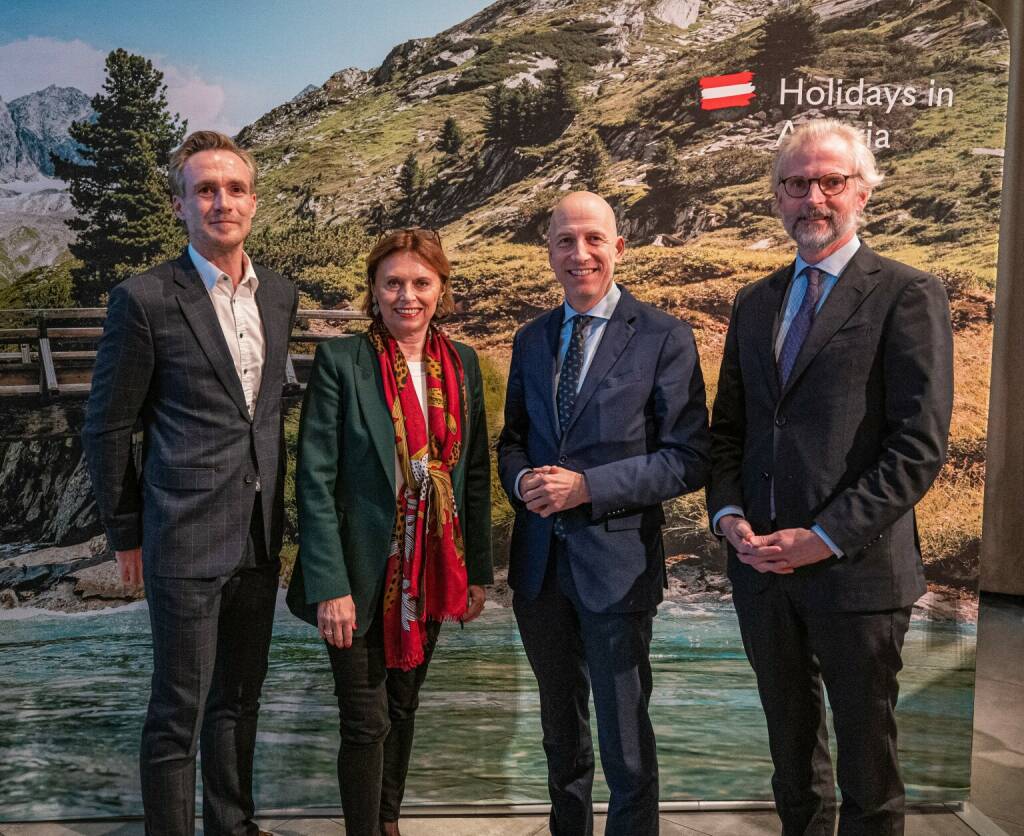 Kick-off der Marktbearbeitung in Israel: ÖW Head of Markets Arabische Länder und Indien Michael Tauschmann; Staatssekretärin für Tourismus Susanne Kraus-Winkler, MRICS; Bundesminister für Arbeit und Wirtschaft Martin Kocher; Österreichischer Botschafter in Israel Nikolaus Lutterotti, Fotocredit:BMAW/Enzo Holey, © Aussender (10.02.2023) 