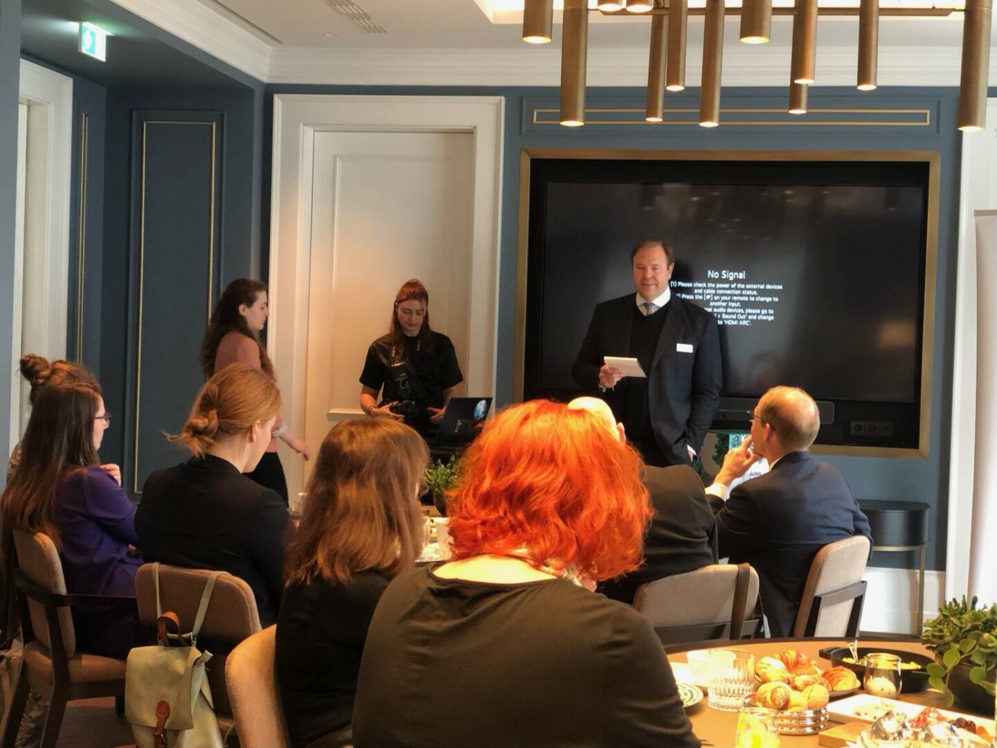 Presse-Frühstück Petrus Advisers, 20.4. 2023, Klaus Umek, Till Hufnagel