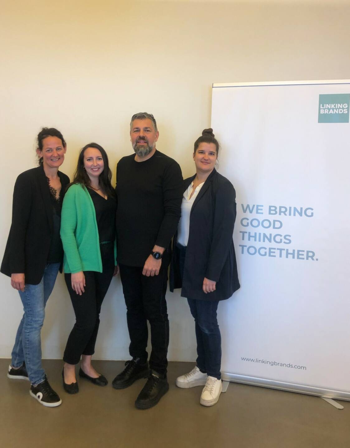 Neue Geschäftsführung und Eigentümer für LINKING BRANDS, Sonja Prettenthaler, Ally Novgorodtseva, Martin Prantl und Caroline Mudrak (von links nach rechts) Credit: Linking Brands