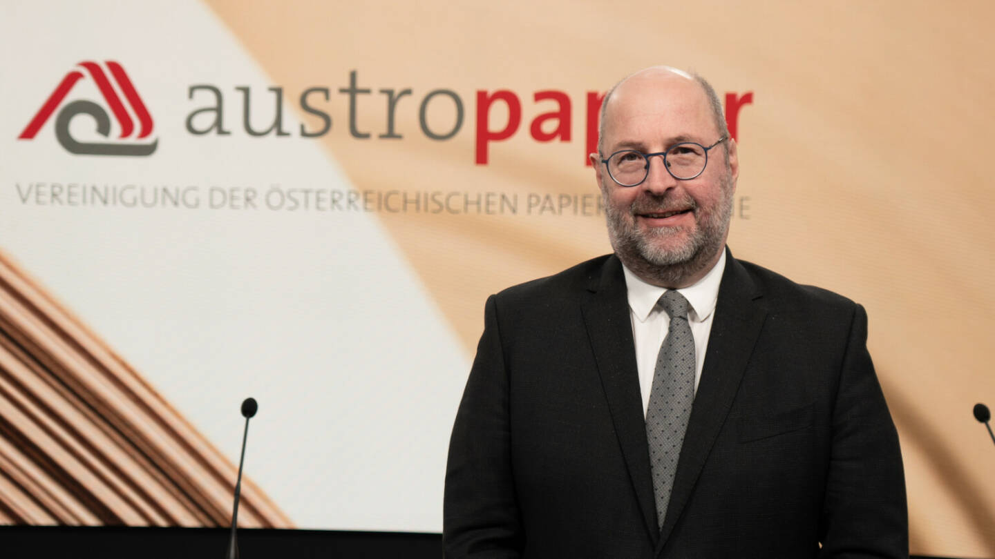 Austropapier - Vereinigung der Österreichischen Papierindustrie: Papierindustrie fordert Beschluss der Strompreiskompensation, Ernst Spitzbart ist Energiesprecher von Austropapier. Fotocredit:Aupa/IV