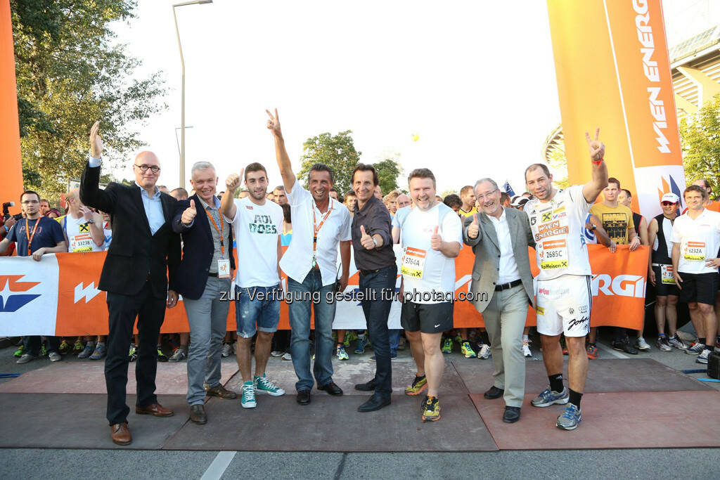 ua Marc Hall (Wiener Stadtwerke), Robert Grüneis (Wien-Energie), Gerhard Seidl (Veranstalter), Christian Oxonitsch (Sportstadtrat), Michael Ludwig (Wohnbaustadtrat), © Wien Energie (05.09.2013) 