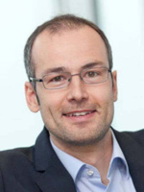 Felix Rüsch ist neuer Leiter der Investor Relations des OMV-Konzerns. Er wird direkt an David C. Davies, Vorstandsvorsitzender-Stellvertreter und Finanzvorstand von OMV, berichten. Felix Rüsch kam 2009 zum OMV Konzern und folgt auf Lăcrămioara Diaconu-Pinţea, die im Bereich Exploration und Produktion die Leitung der Business Support Funktion übernimmt (c) OMV (06.09.2013) 