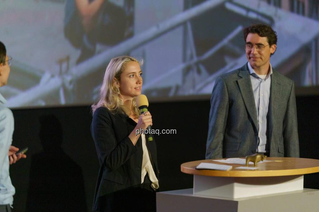 1. Aktientag von Börse Social und Börse Express im Cineplexx Kino, Präsentation EuroTeleSites, Emilie Löblich (IR), Lars Mosdorf (CFO) (14.05.2025) 