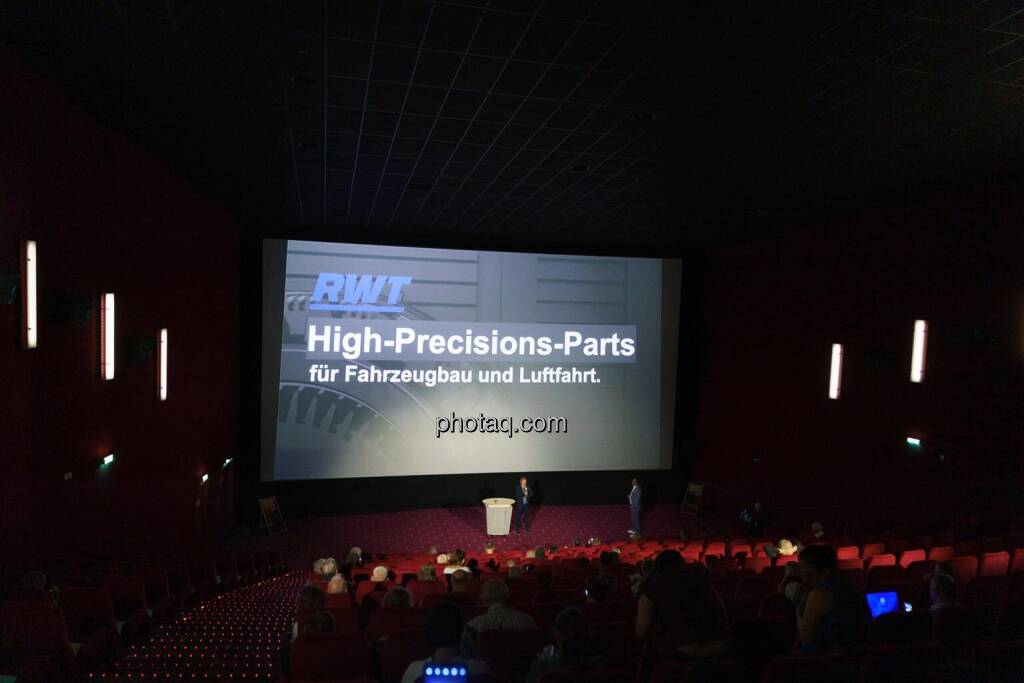 1. Aktientag von Börse Social und Börse Express im Cineplexx Kino, Präsentation RWT AG (14.05.2025) 