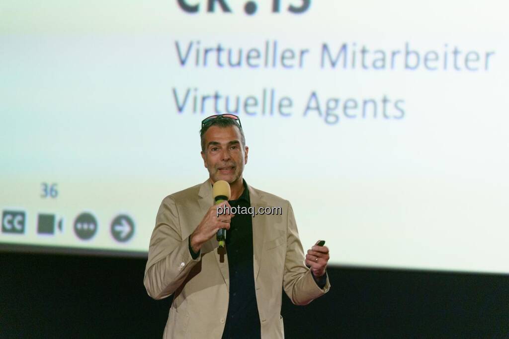 1. Aktientag von Börse Social und Börse Express im Cineplexx Kino, Präsentation ReGuest, CEO Michael Mitterhofer (14.05.2025) 