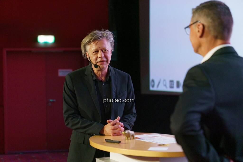 1. Aktientag von Börse Social und Börse Express im Cineplexx Kino, Live Podcast Von Bullen & Bären mit Robert Gillinger (Börse Express) und Harry Schartner (DADAT) (14.05.2025) 
