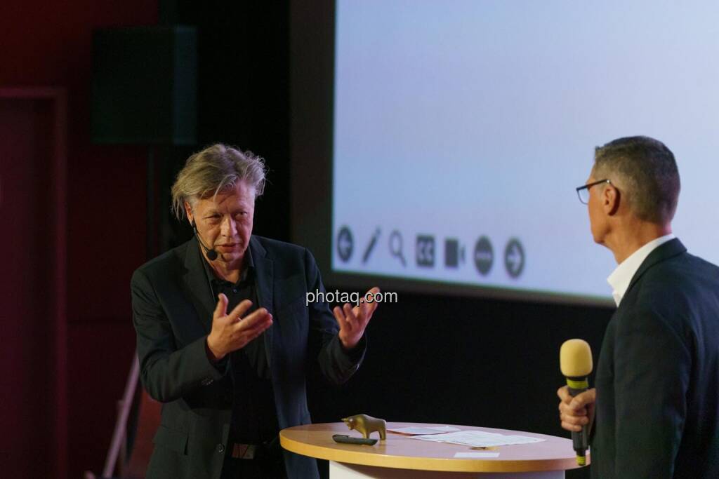 1. Aktientag von Börse Social und Börse Express im Cineplexx Kino, Live Podcast Von Bullen & Bären mit Robert Gillinger (Börse Express) und Harry Schartner (DADAT) (14.05.2025) 