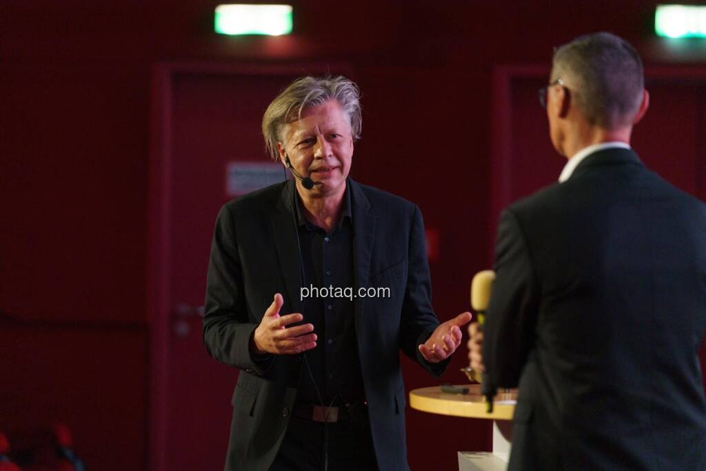 1. Aktientag von Börse Social und Börse Express im Cineplexx Kino, Live Podcast Von Bullen & Bären mit Robert Gillinger (Börse Express) und Harry Schartner (DADAT) (14.05.2025) 
