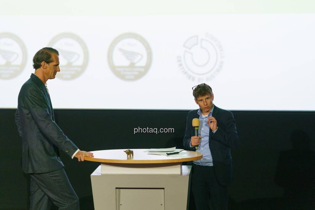 1. Aktientag von Börse Social und Börse Express im Cineplexx Kino, Studienpräsentation von Thomas Schwabl von Marketagent zu Österreichischen Aktien, Inputs von Gunter Deuber (Raiffeisen Research) (14.05.2025) 