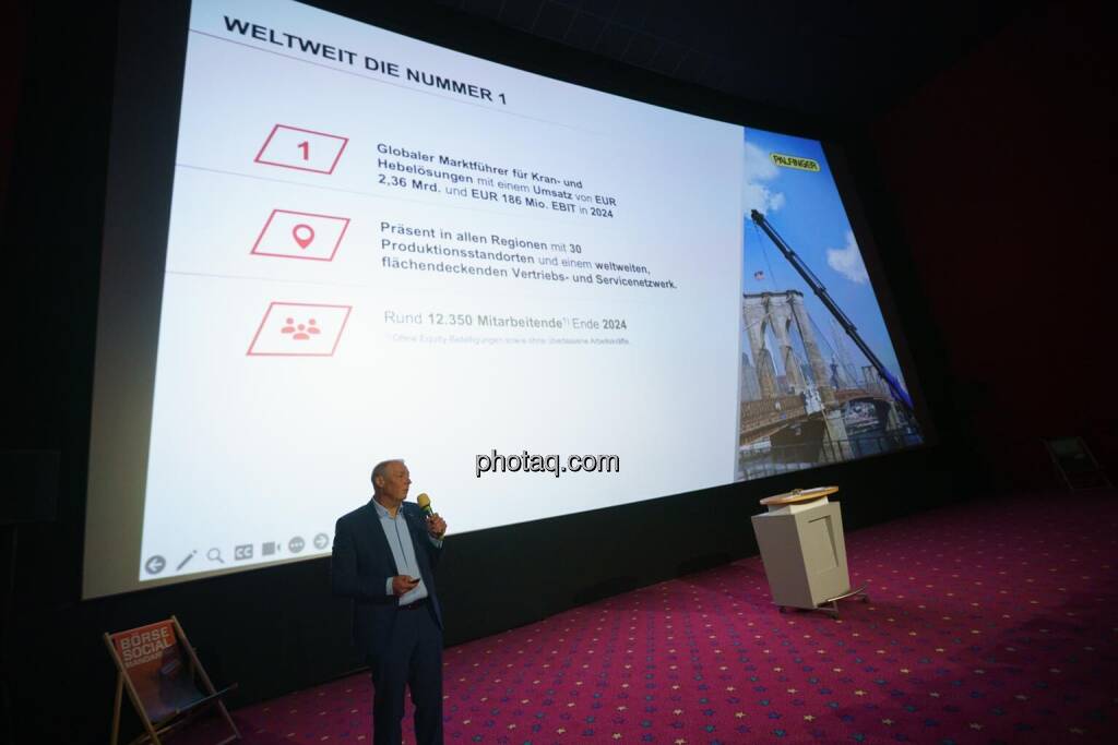 1. Aktientag von Börse Social und Börse Express im Cineplexx Kino, Präsentation Palfinger AG, Hannes Roither (IR) (14.05.2025) 
