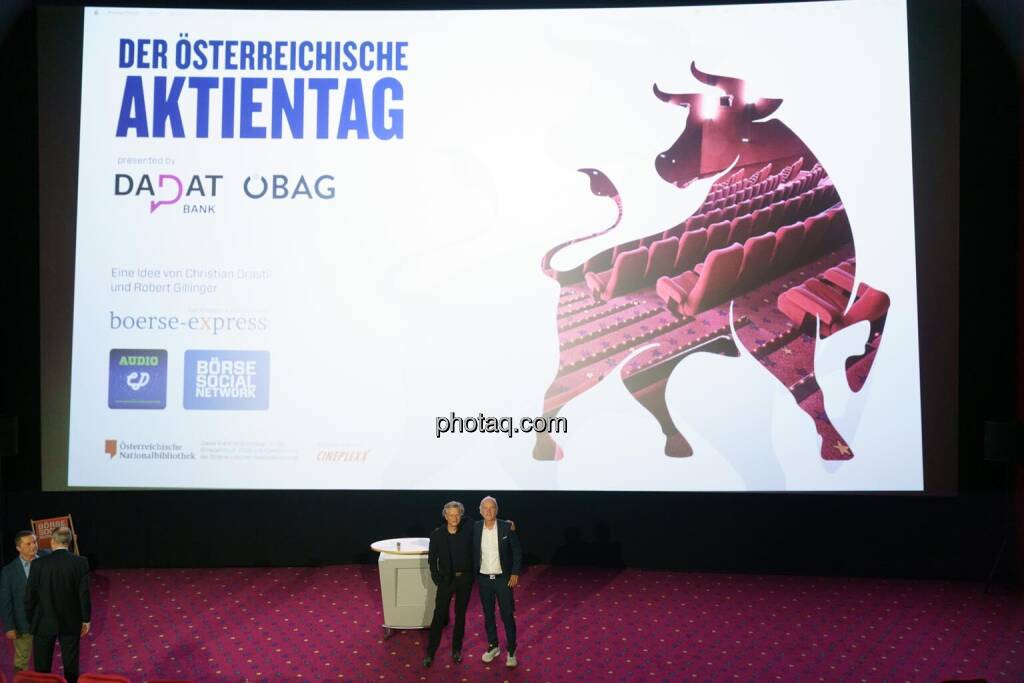 1. Aktientag von Börse Social und Börse Express im Cineplexx Kino, Robert Gillinger (Börse Express), Christian Drastil (Börse Social, kapitalmarkt-stimme.at) (14.05.2025) 