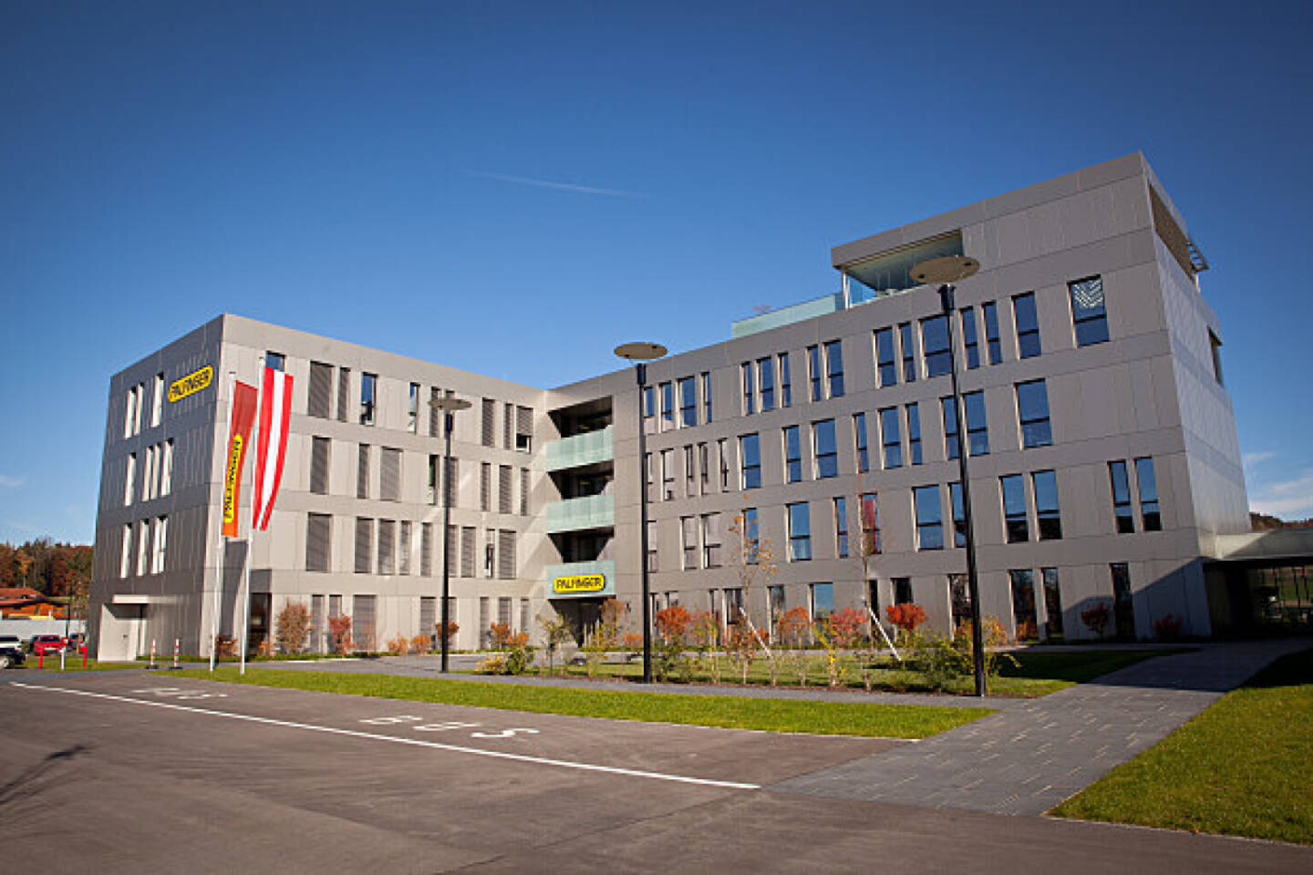 PALFINGER Headquarter Bergheim, Foto: Palfinger