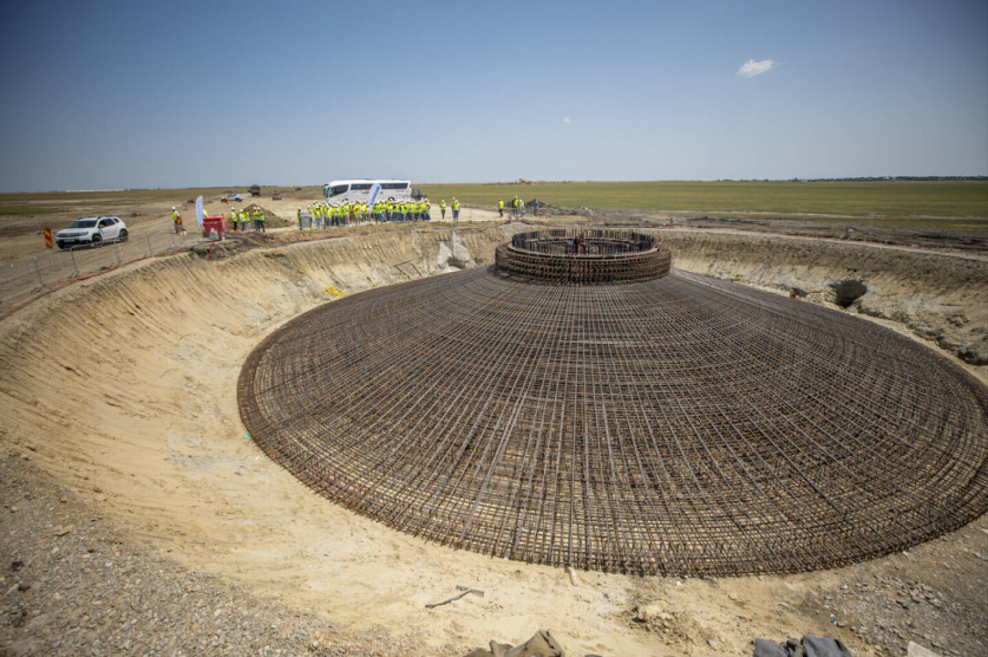 Die PORR errichtet 42 Fundamente und Schotterplattformen © Rezolv Energy