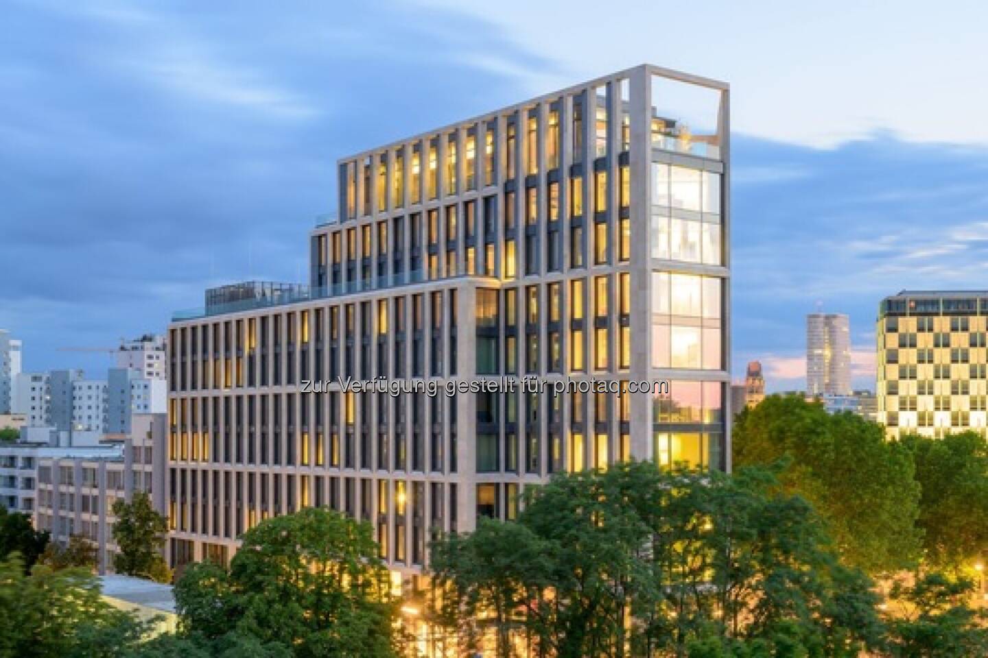 Strabag-Tochter Ed. Züblin AG stellt nachhaltigen Neubau der Berlin Hyp fertig; Außenansicht vom Neubau der Berlin Hyp Copyright: Franz Brück