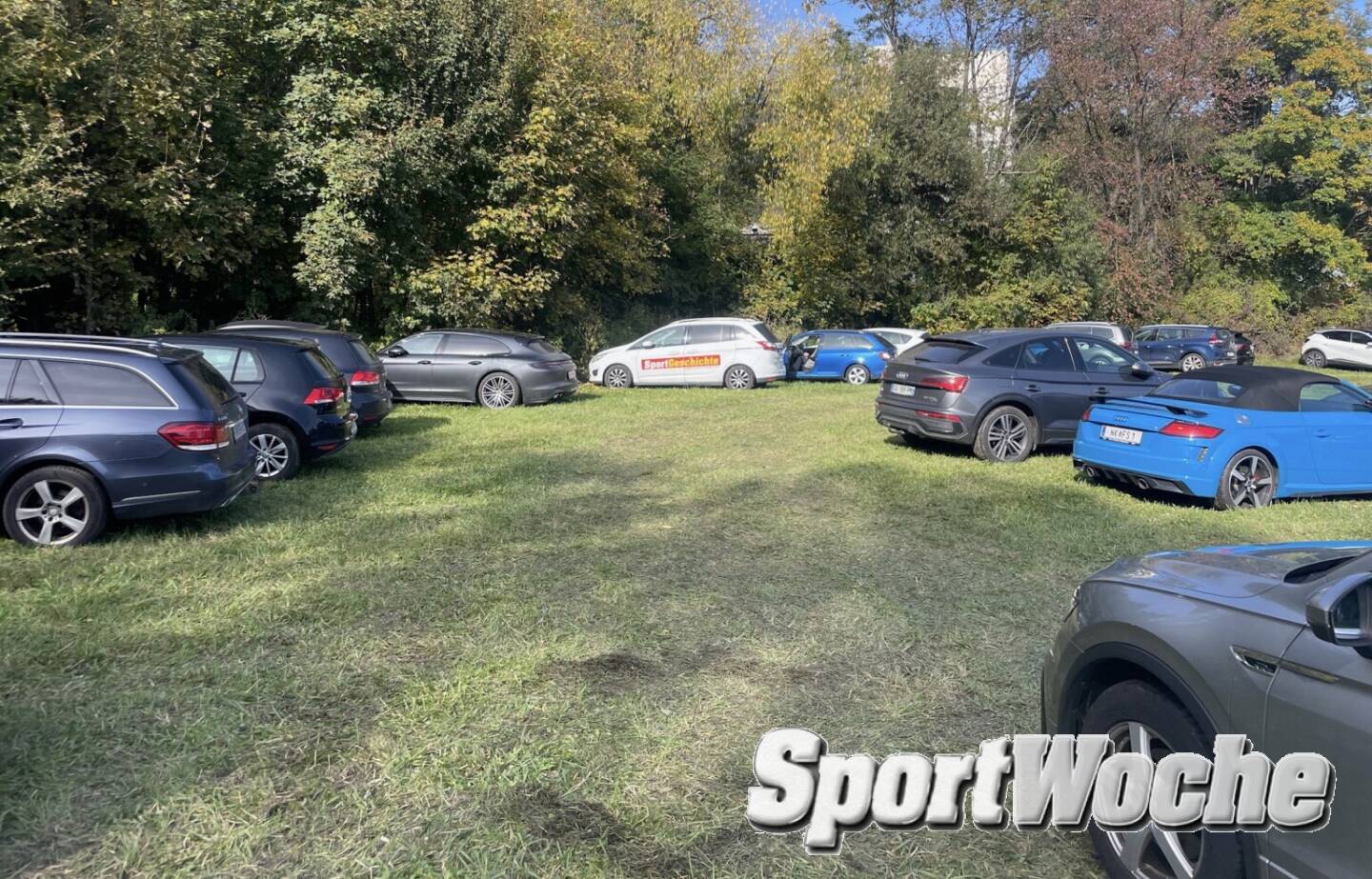 SportWoche Auto mal wieder bei einem Race geparkt