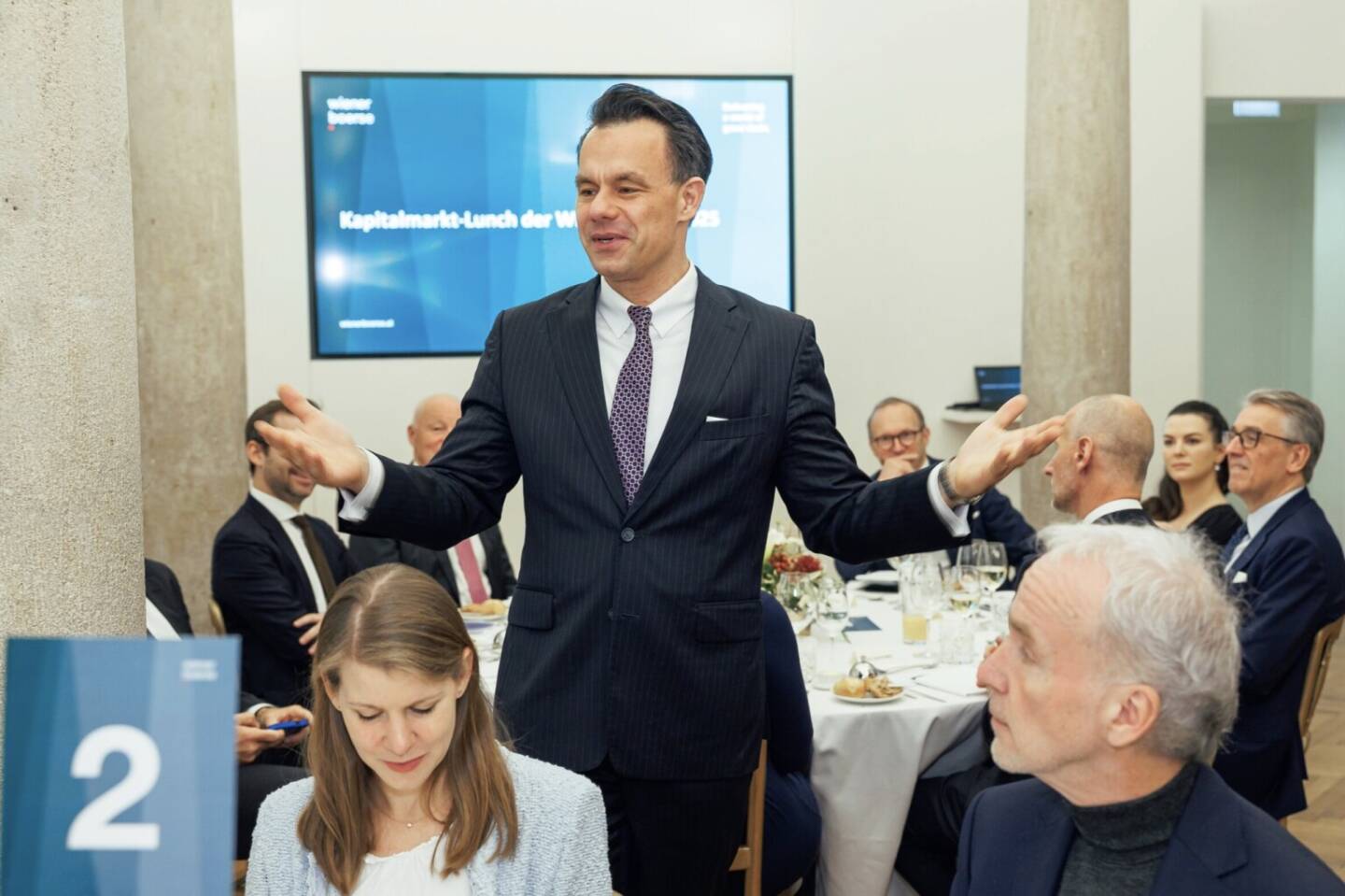Mit Julia Resch und Christoph Boschan beim Kapitalmarktlunch der Wiener B&ouml;rse (c) Foto Agent