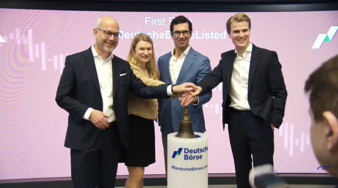 ASTA Energy IPO in Frankfurt am 30.1.2026, Opening Bell mit Aufsichtsrat, Foto: Livestream-Screenshot von der IPO-Ceremony in der Deutschen B&ouml;rse
