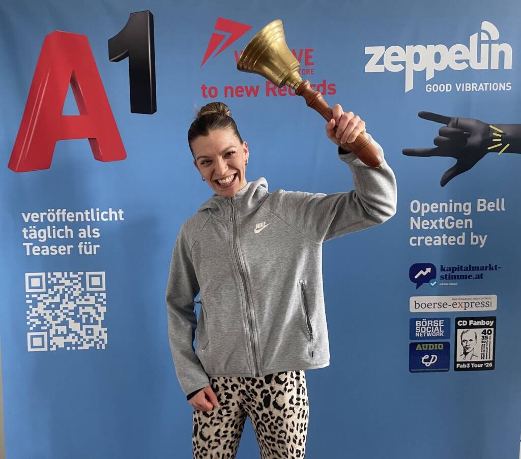 Daria Heisiph läutet die Opening Bell für Dienstag. Die Social Media Managerin und Podcasterin bei Sunrise Capital freut sich über die gute Performance des Standortfonds Österreich (17.02.2026) 