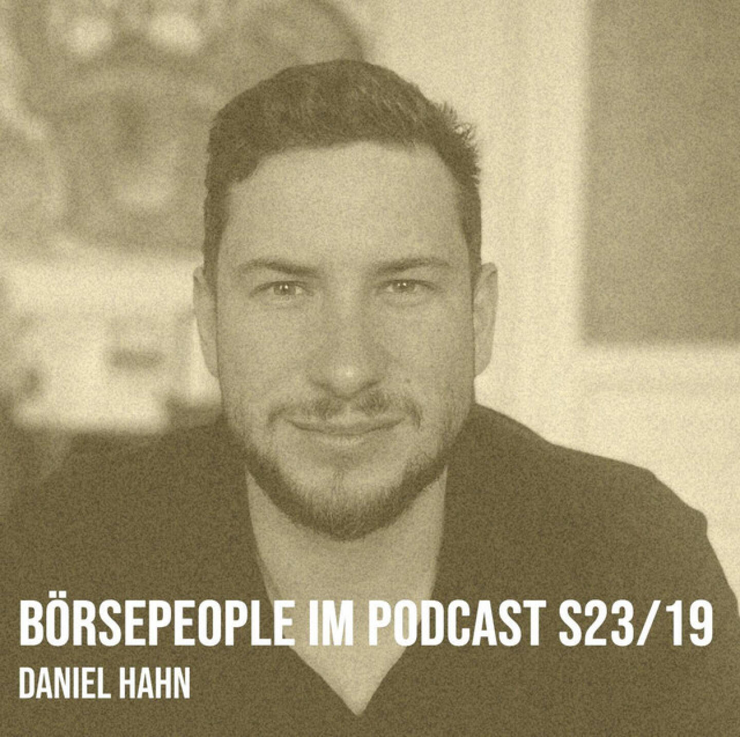 https://open.spotify.com/episode/1A7vBRhfNjzCsIeHrpu4jC
B&ouml;rsepeople im Podcast S23/19: Daniel Hahn - <p>Daniel Hahn ist Key-Account-Manager bei wikifolio. Wir sprechen zun&auml;chst &uuml;ber zwei spannende Stationen davor: Studytube (Amsterdam), die Schatzkammer und dann &uuml;ber ein wichtiges Prost Ende 2024 zum wikifolio-Start von Daniel. Weiters gibt es ein grosses Update zu wikifolio, da erw&auml;hnen wir nat&uuml;rlich Andreas Kern, Ritschy Dobetsberger, Christian Scheid, Falko H&ouml;hnsdorf und sehr viele B&ouml;rsentage und Messen. Daniel outet auch das Jahreshighlight. Und dann haben wir noch Webinare, Sabine Gst&ouml;ttner, das deutsche B&ouml;rsenradio und einen DJ im dichten Programm. Wer Daniel kennenlernen will: Am 14.3. gibt es am B&ouml;rsentag Wien im Austria Center Vienna Gelegenheit dazu. <br>
<br>
- <a href=http://www.wikifolio.com target=_blank>http://www.wikifolio.com</a><br>
- <a href=http://www.boersentag.at target=_blank>http://www.boersentag.at</a><br>
- die bisherigen Folgen von Inside Umbrella: <a href=https://audio-cd.at/search/inside%20umbrella target=_blank>https://audio-cd.at/search/inside%20umbrella</a><br>
- wikifolio Rankings von aktuell mehr als 30.000: <a href=https://boerse-social.com/wikifolio/ranking target=_blank>https://boerse-social.com/wikifolio/ranking</a><br>
<br>
About: Die Serie B&ouml;rsepeople des Podcasters Christian Drastil, der im Q4/24 in Frankfurt als Finfluencer & Finanznetworker #1 Austria ausgezeichnet wurde, findet im Rahmen von <a href=http://www.audio-cd.at target=_blank>http://www.audio-cd.at</a> und dem Podcast Audio-CD.at Indie Podcasts statt. Es handelt sich dabei um typische Personality- und Werdegang-Gespr&auml;che. Die Season 23 umfasst jahreszahlbezogen unter dem Motto &bdquo;26 B&ouml;rsepeople&ldquo; 26 Talks. Presenter der Season 23 ist die 3Banken Generali Investment Gesellschaft <a href=http://www.3bg.at target=_blank>http://www.3bg.at.</a> Welcher der meistgeh&ouml;rte B&ouml;rsepeople Podcast ist, sieht man unter <a href=http://www.audio-cd.at/people target=_blank>http://www.audio-cd.at/people.</a> Der Zwischenstand des laufenden Rankings ist tagesaktuell um 12 Uhr aktualisiert.<br>
<br>
Bewertungen bei Apple (oder auch Spotify) machen mir Freude: <a href=http://www.audio-cd.at/spotify target=_blank>http://www.audio-cd.at/spotify</a> , <a href=http://www.audio-cd.at/apple target=_blank>http://www.audio-cd.at/apple</a> .<br>
</p>