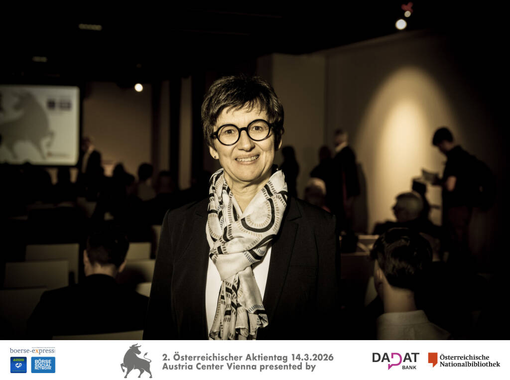 Nina Higatzberger-Schwarz, IR Vienna Insurance Group (VIG), Bild: Martina Draper für kapitalmarkt-stimme.at (16.03.2026) 