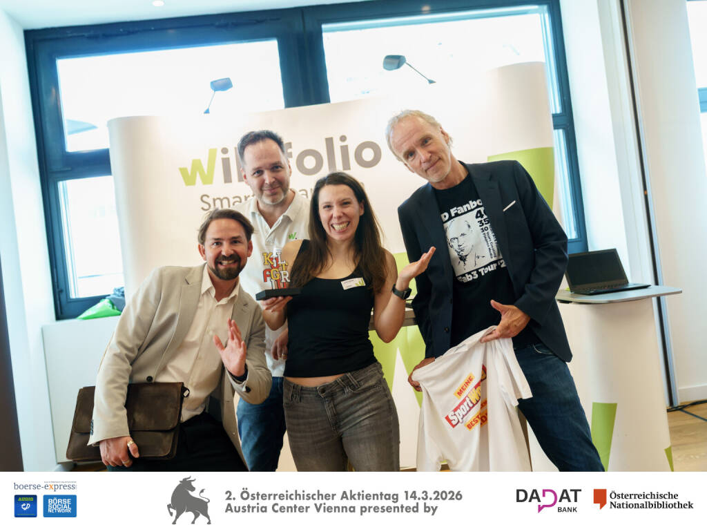 Richard Dobetsberger (wikifolio/Umbrella Strategie), Julia Lackner (wikifolio), Christan Drastil (Börse Social), Bild: Martina Draper für kapitalmarkt-stimme.at  (16.03.2026) 