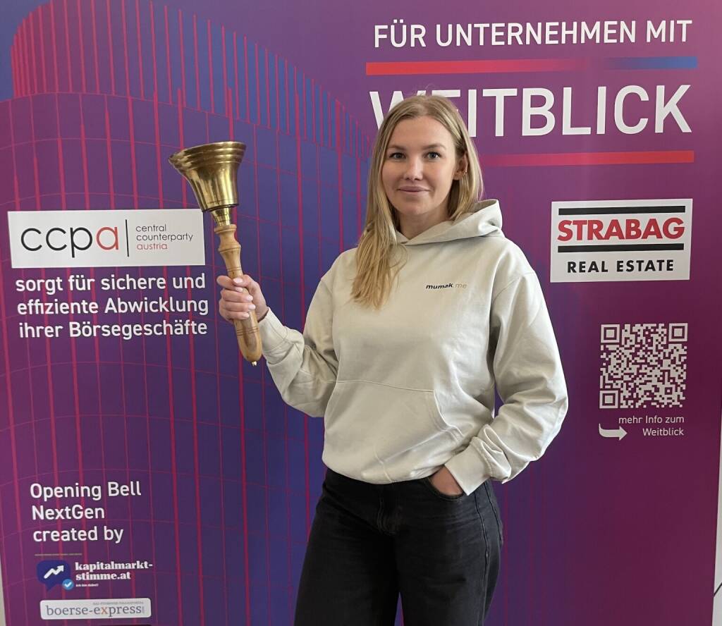 Lina Mosentseva läutet die Opening Bell für Donnerstag. Sie arbeitet mit Ritschy Dobetsberger im mumak.me-Team für die Umbrella-Strategie. Heute ist eine neue Folge Inside Umbrella mit Ritschy live gegangen (14.05.2026) 