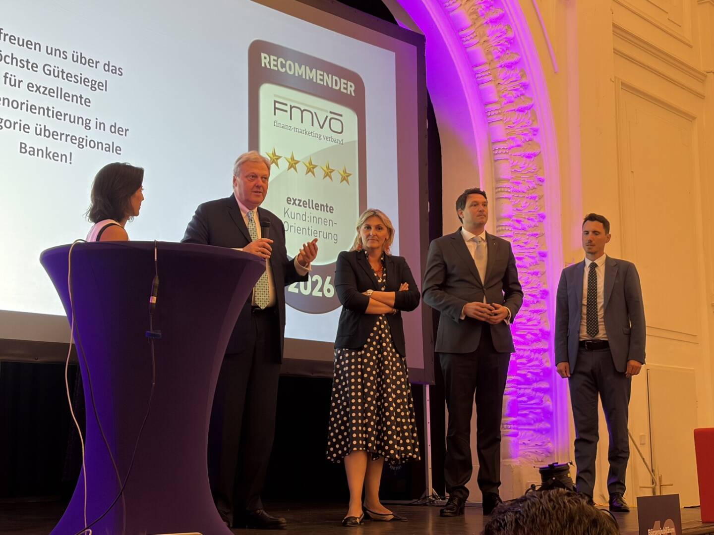 BKS Bank feiert 40j&auml;hriges B&ouml;rsejubili&auml;um in Wien: CEO Nikolaus Juh&aacute;sz, Vorstandsmitglieder Renata Maurer Nikolić , Dietmar B&ouml;ckmann Clemens Bousquet, Foto: beigestellt