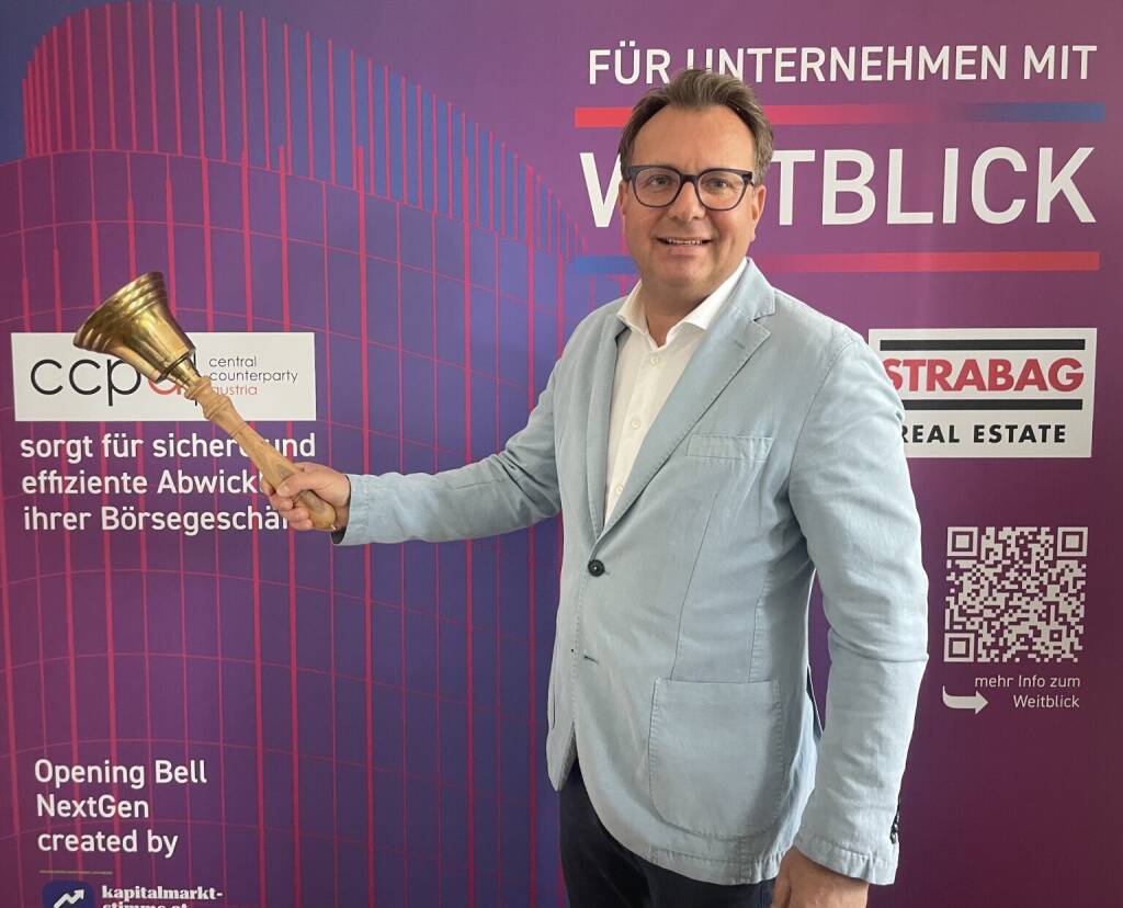 Markus Tritthart läutet die Opening Bell für Freitag. Der Geschäftsführer der Raiffeisen Bausparkasse bietet mit seinem klassischen und immer modernen Bausparen einen Basisbaustein des wichtigen Auf-die-Seite-Legens  (19.06.2026) 