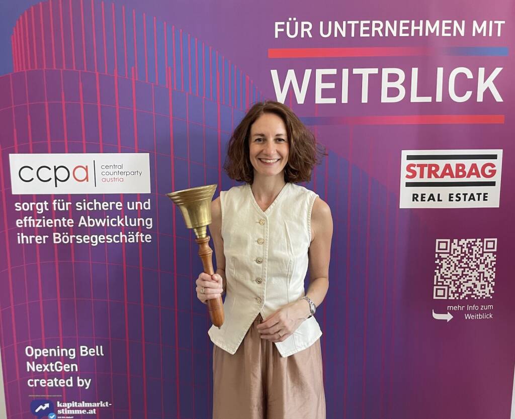 Silvia Polan läutet die Opening Bell für Donnerstag. Die Leiterin Corporate Affairs & Communications bei JTI Austria freut sich über die positive Rolle der Austria Tabak in Österreichs Börsegeschichte (25.06.2026) 