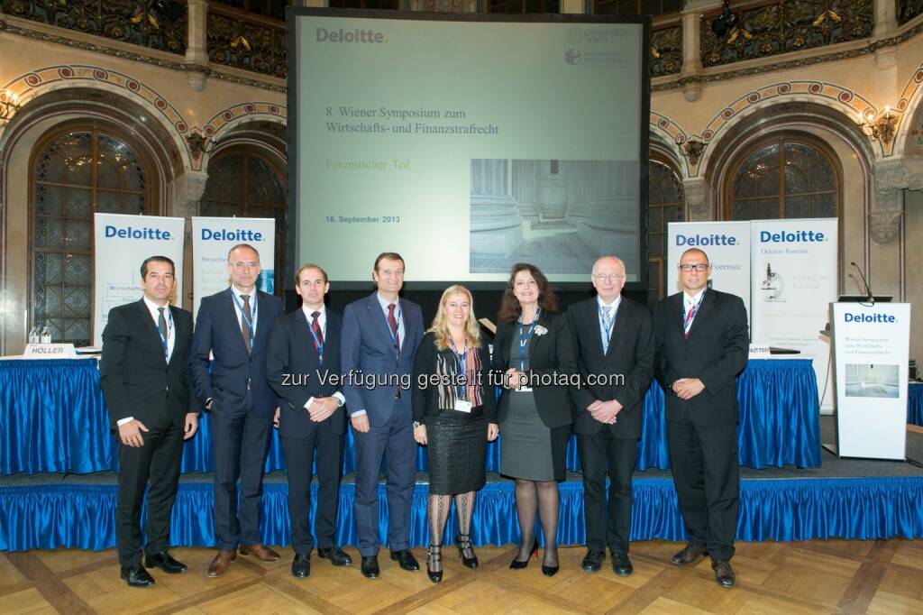 8. Wiener Symposium zum Wirtschafts- und Finanzstrafrecht: Wolfgang Höller, Partner Schönherr Rechtsanwälte Wien, Sepp Tschernutter, CEO Grayling, Hannes Hofer, Geschäftsführer der Bundesbeschaffung GmbH, Peter Paul Prebil, Head of Compliance Raiffeisenbank International AG, Karin Mair, CFE, Partnerin & National Leader Deloitte Forensic Österreich, Irene Welser, Partnerin CHSH Cerha Hempel Spiegelfeld Hlawati Partnerschaft von Rechtsanwälten, Helmut Fuchs, Vorstand des Instituts für Strafrecht und Kriminologie, Universität Wien, Friedrich Alexander Koenig, Leiter der Abteilung für Strafverfahrensrecht im Bundesministerium für Justiz, © Martina Draper für Deloitte (19.09.2013) 
